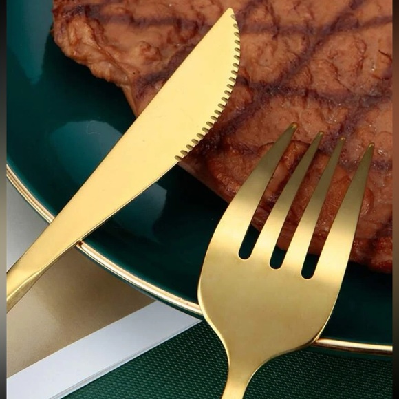 24 Piece Silverware Dinnerware Cutlery Set Black Gold Stainless Steel Elegant - Picture 10 of 12